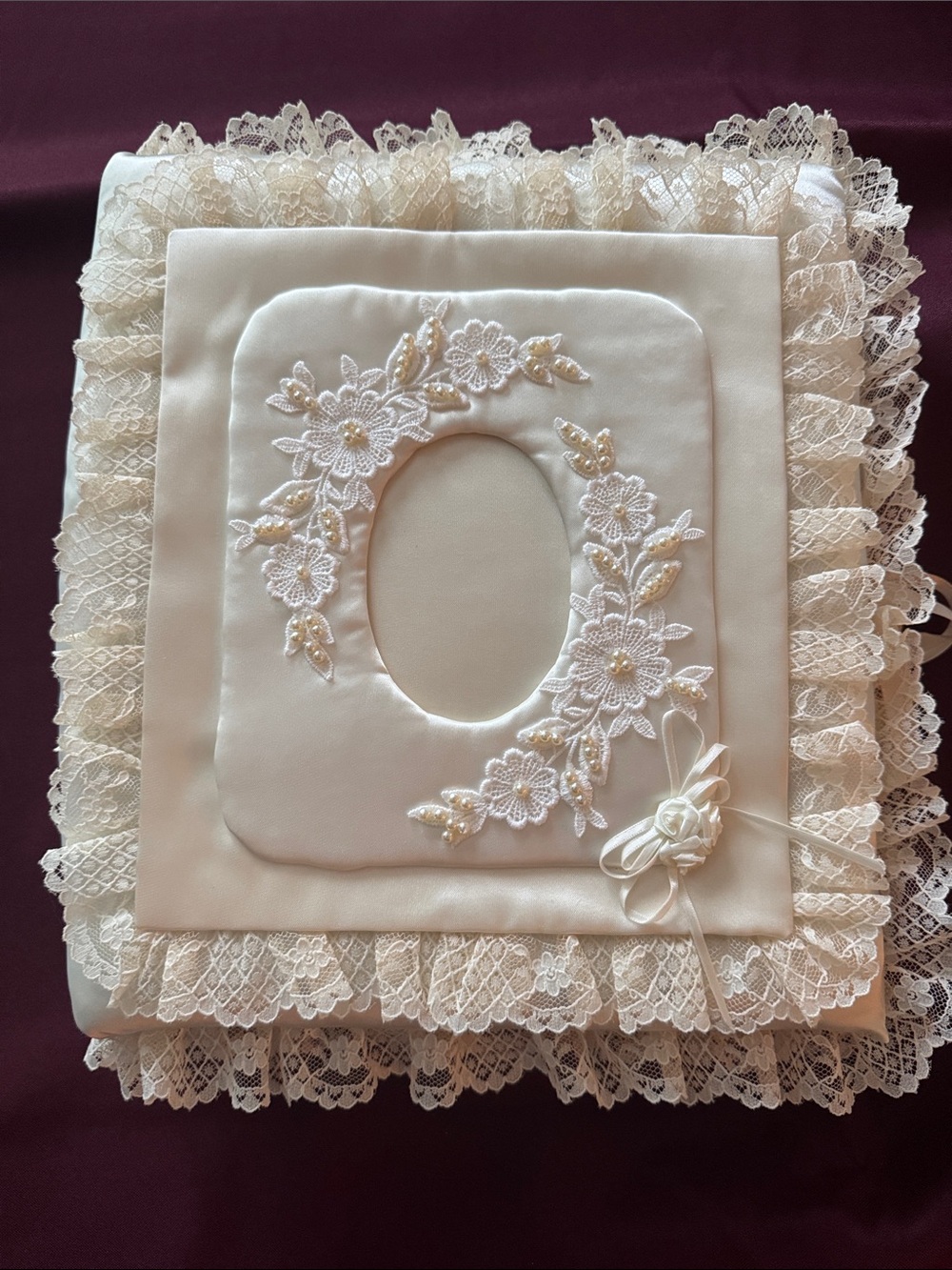 Vintage Handmade Ivory Lace Appliqué Keepsake Photo Album / Scrapbook